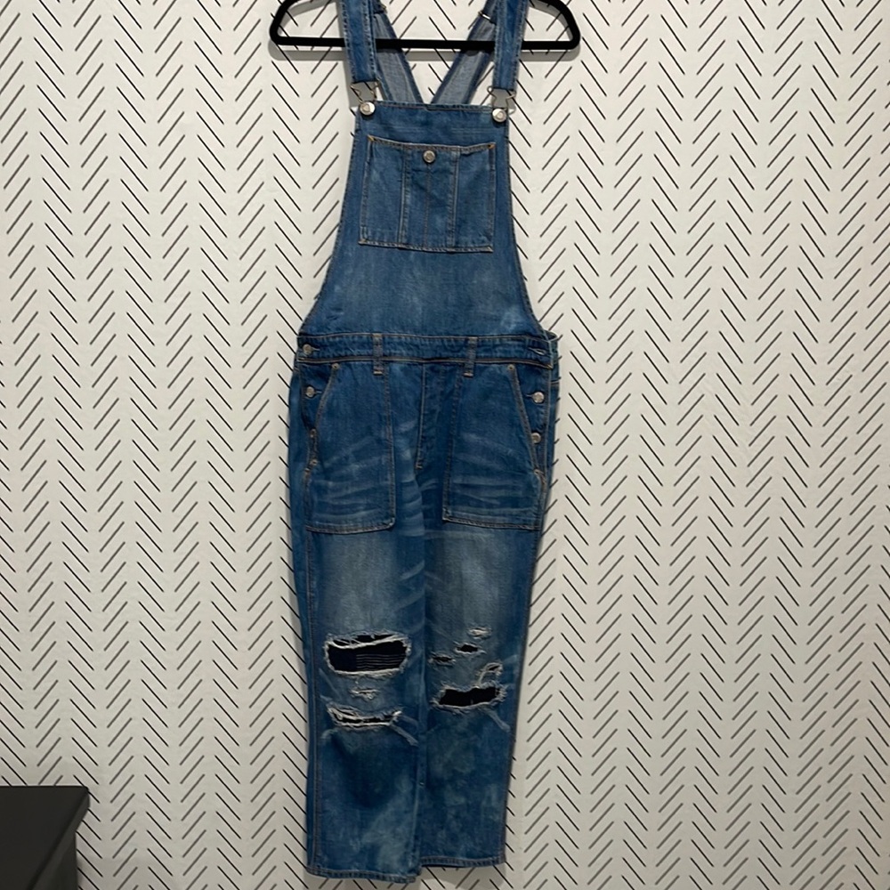 American eagle Overall jeans. Size M